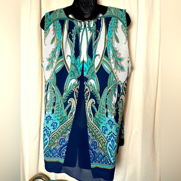 Rose & Olive Layered Split Back Paisley Sleeveless Dressy Blouse Womens Sz 1X - Picture 2 of 6